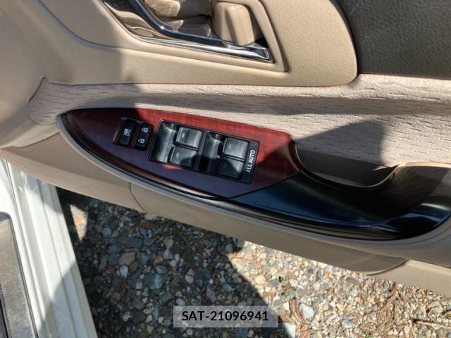 Toyota CROWN SEDAN 2008-06 7561976-13