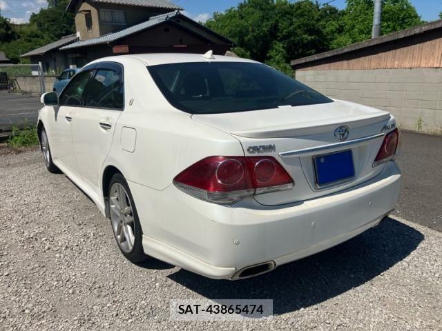 Toyota CROWN SEDAN 2010-02 7561975-3