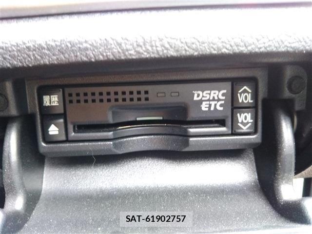 Toyota CROWN SEDAN 2014-09 7615788-10