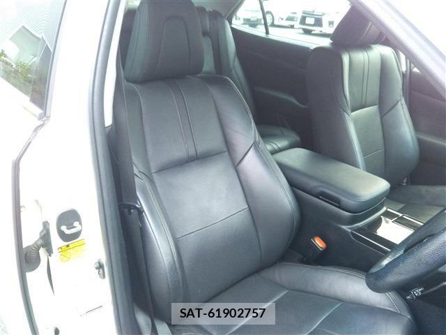 Toyota CROWN SEDAN 2014-09 7615788-15