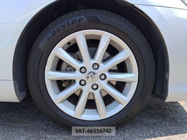 Toyota CROWN SEDAN 2012-05 7615793-10