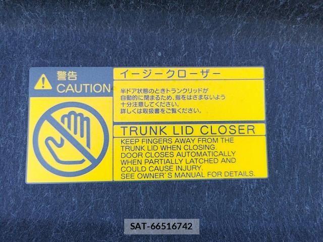 Toyota CROWN SEDAN 2012-05 7615793-26