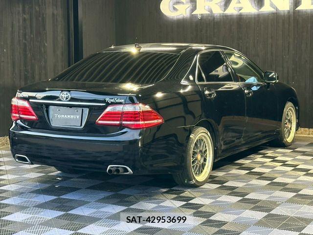 Toyota CROWN SEDAN 2012-06 7615799-13