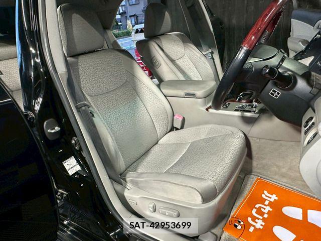 Toyota CROWN SEDAN 2012-06 7615799-5