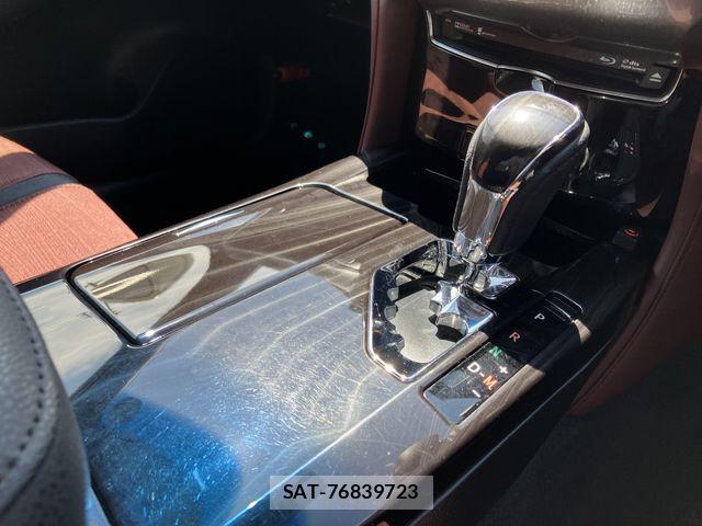 Toyota CROWN SEDAN 2016-01 7615787-21