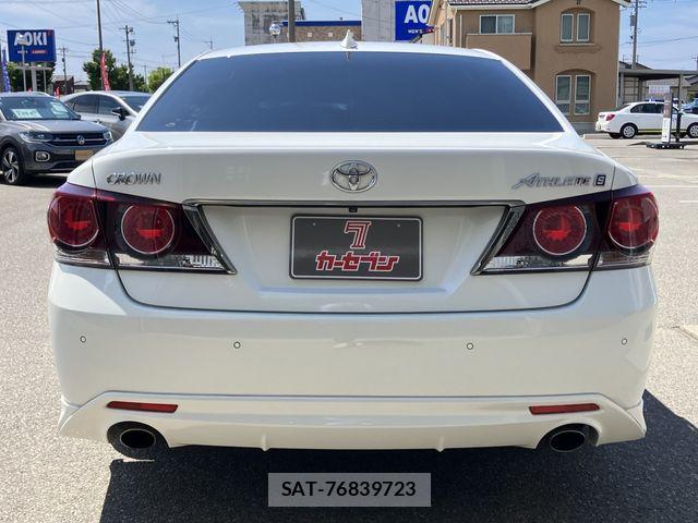 Toyota CROWN SEDAN 2016-01 7615787-6