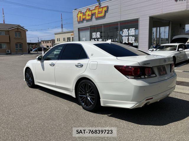 Toyota CROWN SEDAN 2016-01 7615787-7
