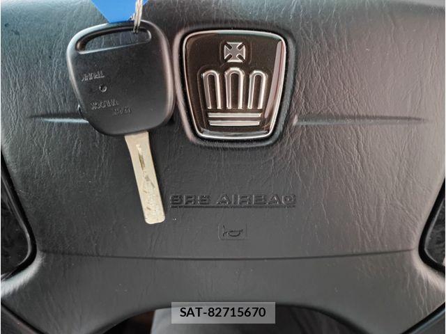 Toyota CROWN SEDAN 2003-02 7615785-16