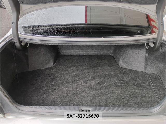 Toyota CROWN SEDAN 2003-02 7615785-17