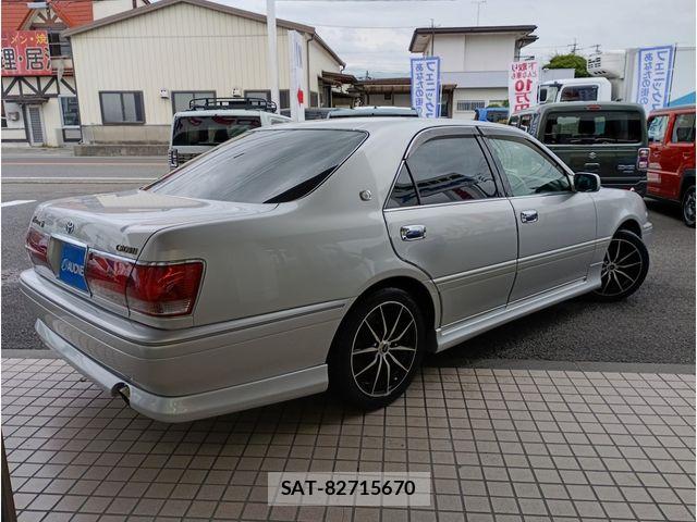 Toyota CROWN SEDAN 2003-02 7615785-2