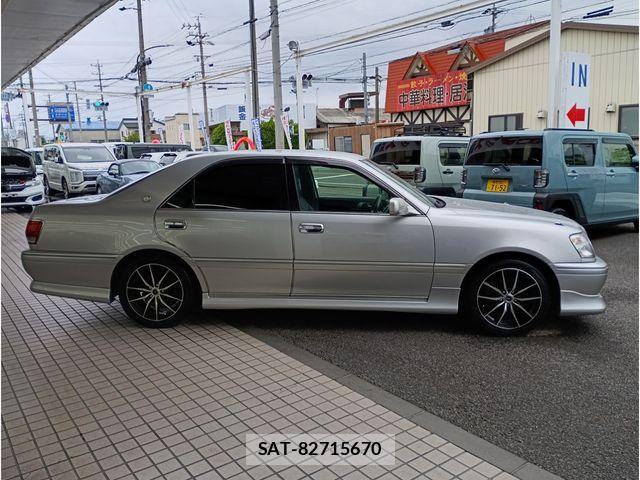 Toyota CROWN SEDAN 2003-02 7615785-3