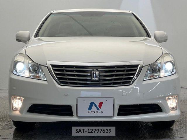 Toyota CROWN SEDAN 2011-08 7615794-14