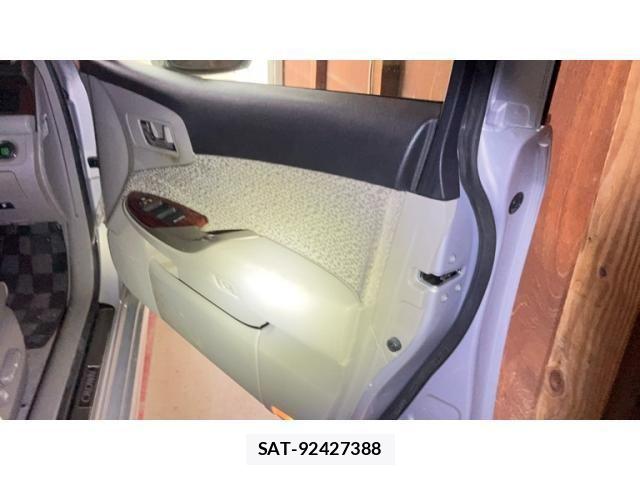 Toyota CROWN SEDAN 2012-06 7615800-10