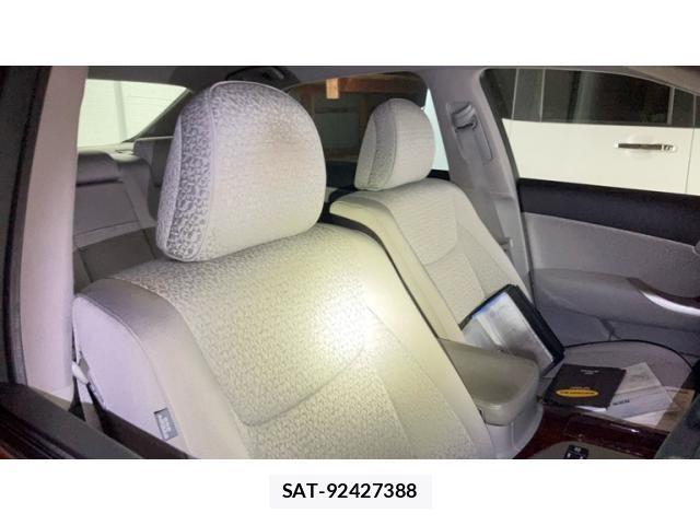 Toyota CROWN SEDAN 2012-06 7615800-13