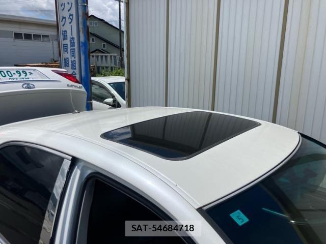 Toyota CROWN SEDAN 2005-05 7615811-12
