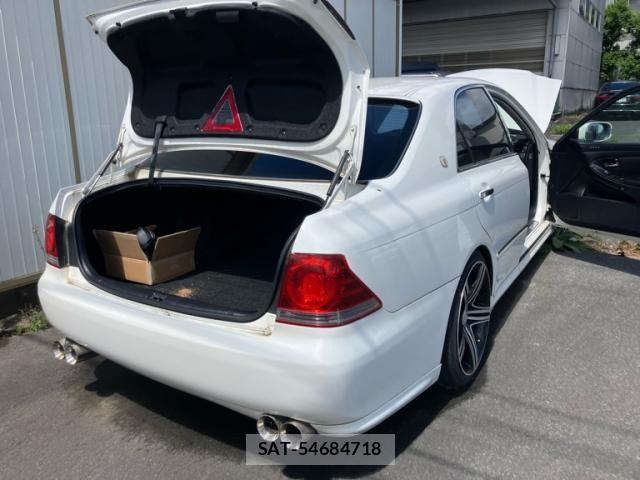 Toyota CROWN SEDAN 2005-05 7615811-7