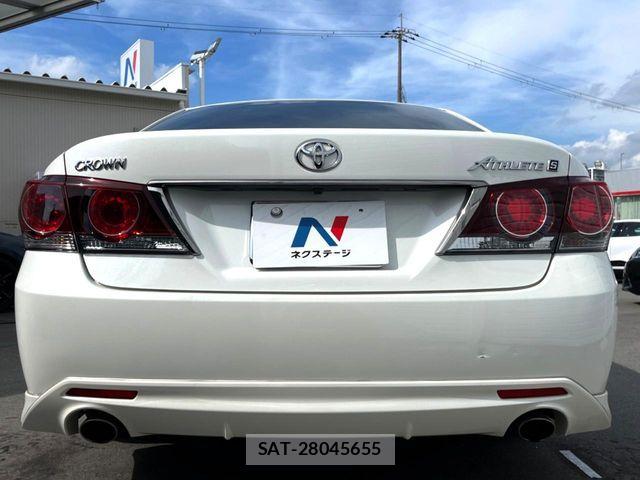 Toyota CROWN SEDAN 2016-09 7615786-12
