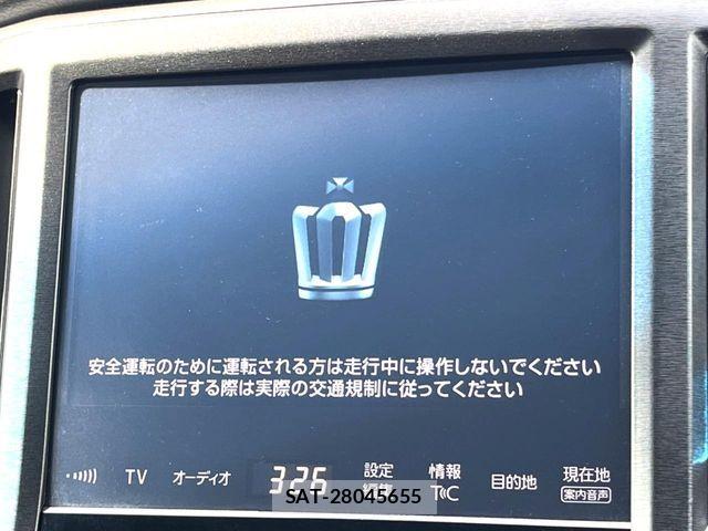 Toyota CROWN SEDAN 2016-09 7615786-2