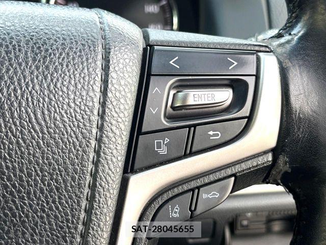 Toyota CROWN SEDAN 2016-09 7615786-4