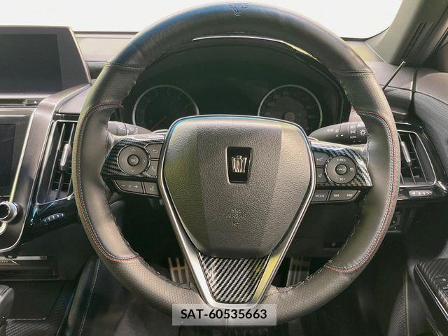 Toyota CROWN SEDAN 2019-02 7615784-11