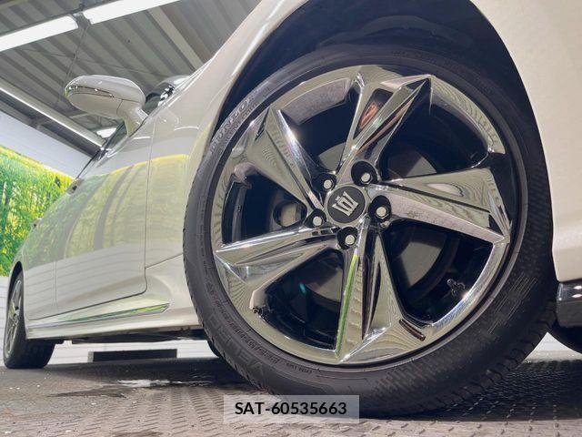 Toyota CROWN SEDAN 2019-02 7615784-13