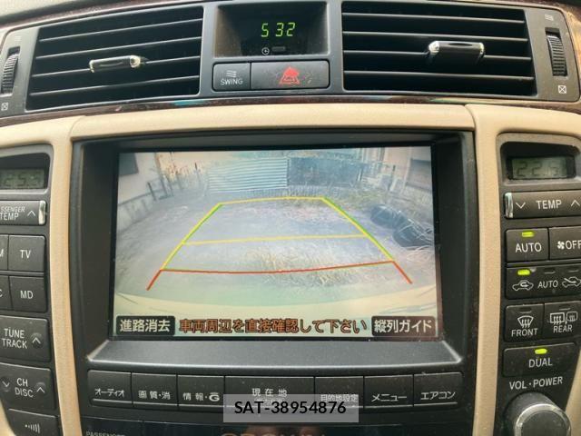 Toyota CROWN SEDAN 2007-12 7615809-16