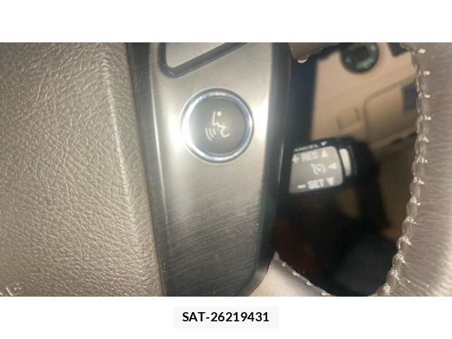 Toyota CROWN SEDAN 2008-11 7722175-11