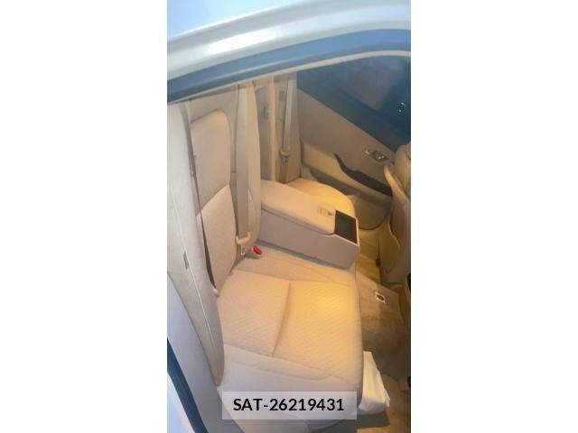Toyota CROWN SEDAN 2008-11 7722175-21