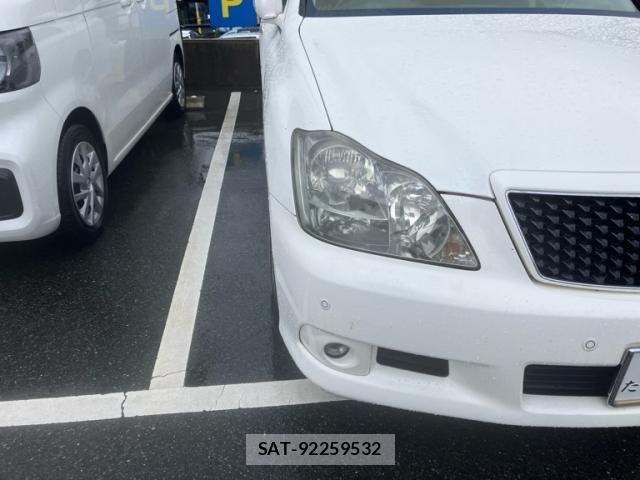 Toyota CROWN SEDAN 2007-09 7722192-20