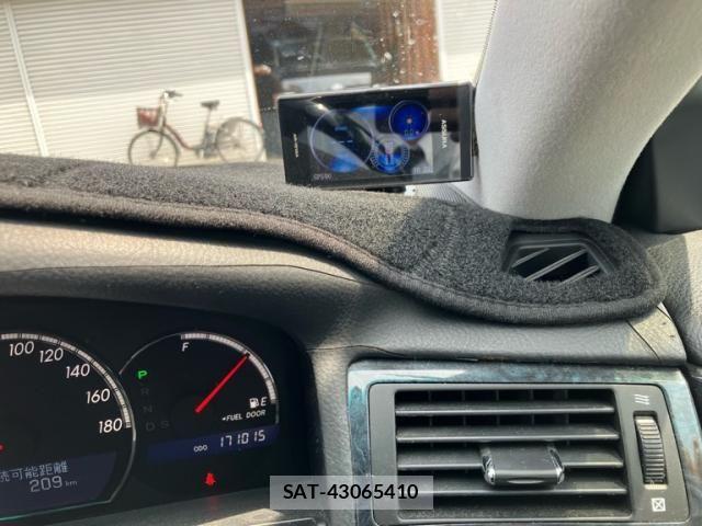 Toyota CROWN SEDAN 2005-12 7722187-24