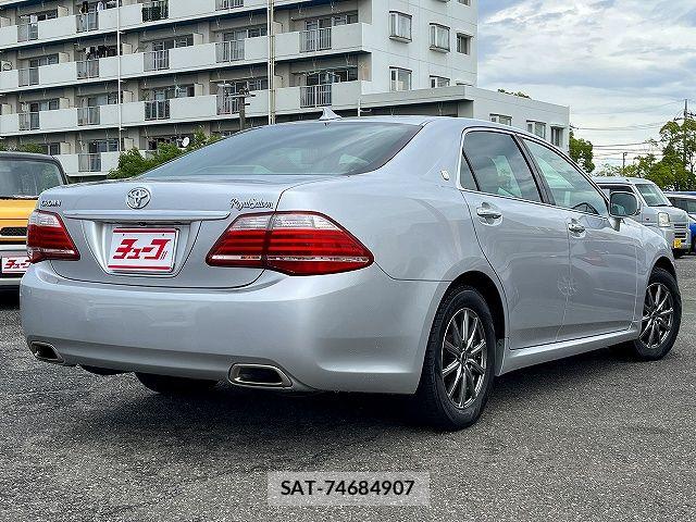 Toyota CROWN SEDAN 2010-02 7722174-2