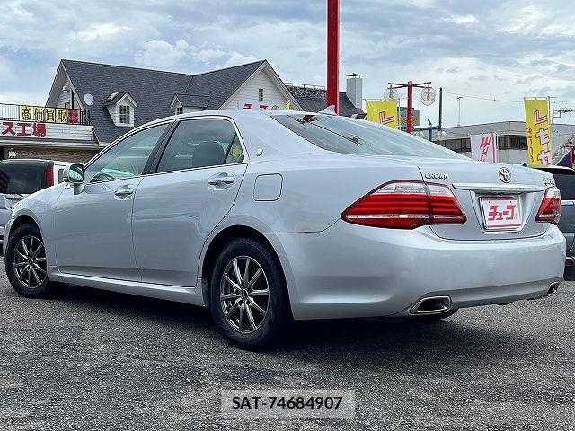 Toyota CROWN SEDAN 2010-02 7722174-8