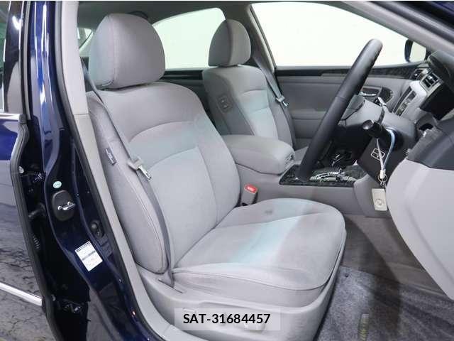 Toyota CROWN SEDAN 2007-08 7722176-10