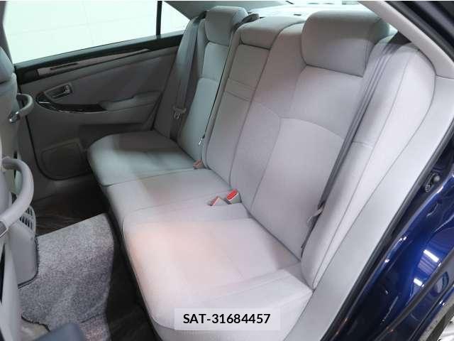 Toyota CROWN SEDAN 2007-08 7722176-12