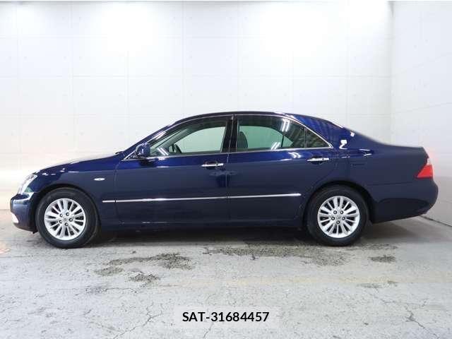 Toyota CROWN SEDAN 2007-08 7722176-16