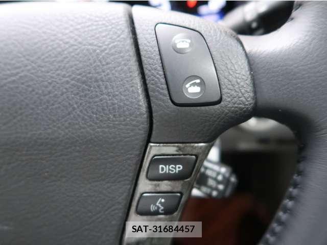 Toyota CROWN SEDAN 2007-08 7722176-23