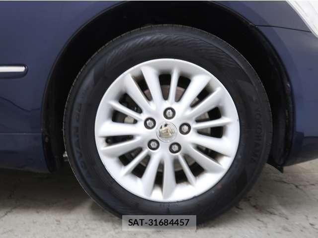 Toyota CROWN SEDAN 2007-08 7722176-27