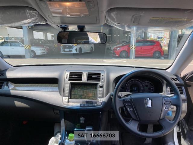 Toyota CROWN SEDAN 2009-12 7722185-20