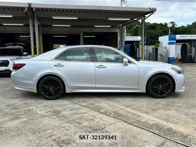 Toyota CROWN SEDAN 2016-10 7722161-14
