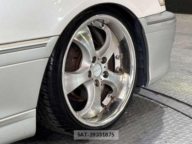 Toyota CROWN SEDAN 2001-11 7722170-19