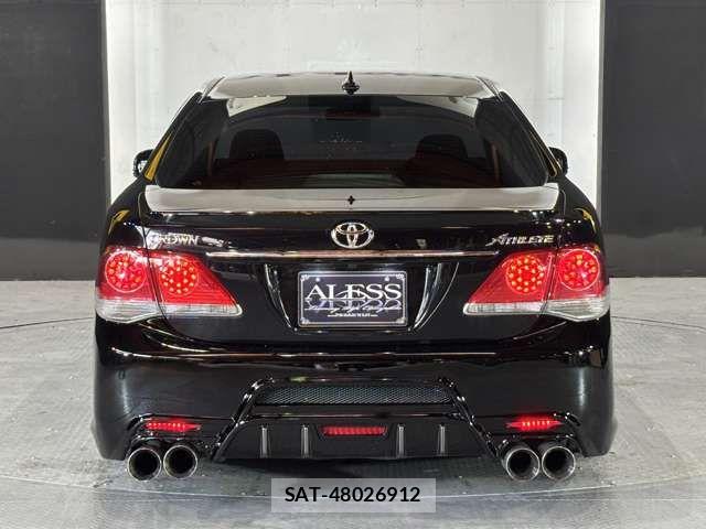 Toyota CROWN SEDAN 2011-11 7722166-13