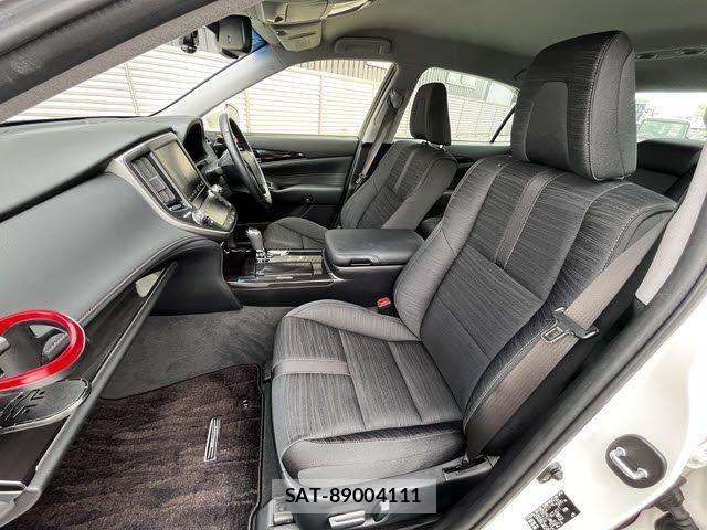 Toyota CROWN SEDAN 2015-04 7722164-18