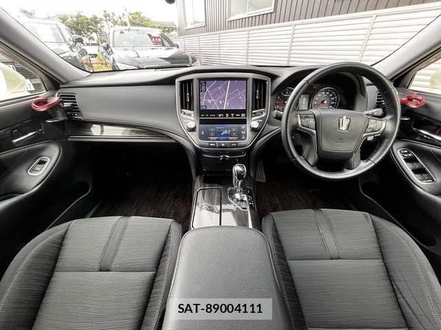 Toyota CROWN SEDAN 2015-04 7722164-1