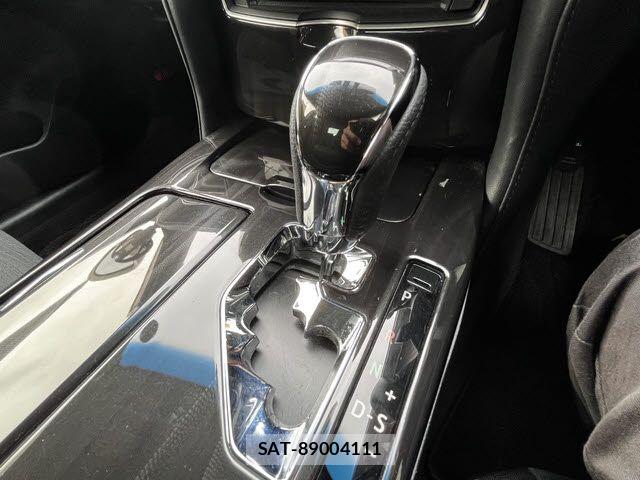 Toyota CROWN SEDAN 2015-04 7722164-19