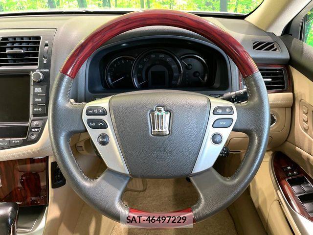 Toyota CROWN SEDAN 2011-10 7783813-10