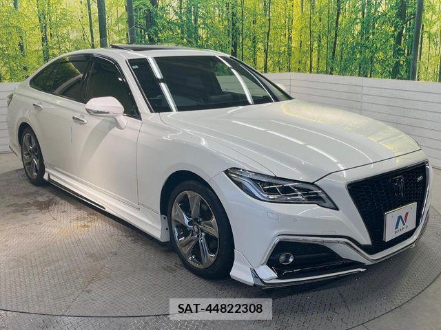 Toyota CROWN SEDAN 2020-03 7783823-15