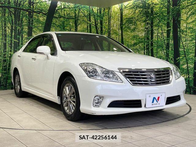 Toyota CROWN SEDAN 2010-03 7783819-15