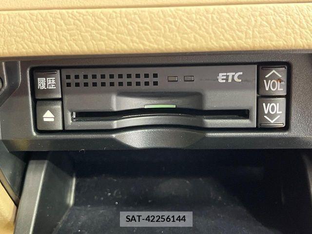 Toyota CROWN SEDAN 2010-03 7783819-4