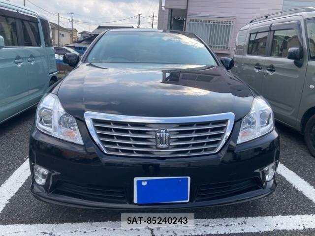Toyota CROWN SEDAN 2012-03 7783806-2