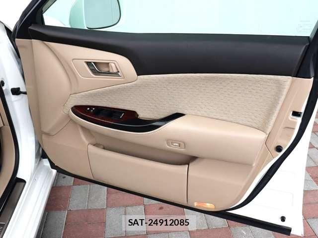 Toyota CROWN SEDAN 2008-05 7783808-22